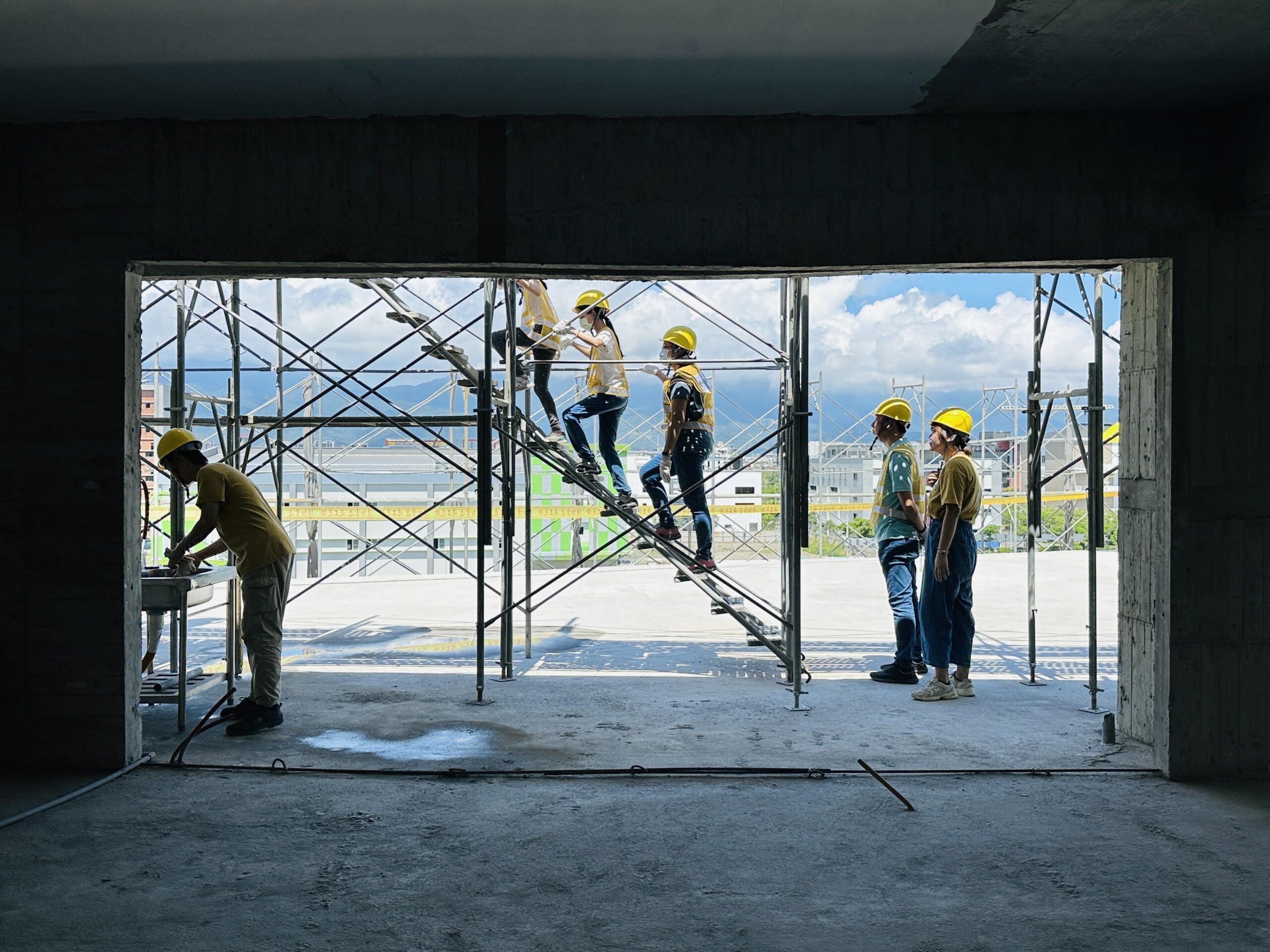 DEZU-project-zuyuan-activity-tie-steel-bars-experience-6-6